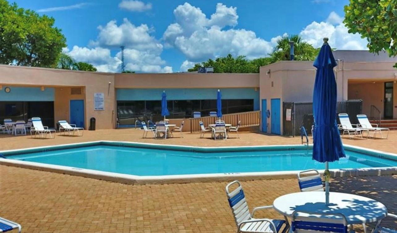 Lime Bay Condo 2 - Residential Lease