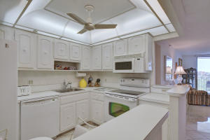 REGENCY HIGHLAND CLUB CON - Residential