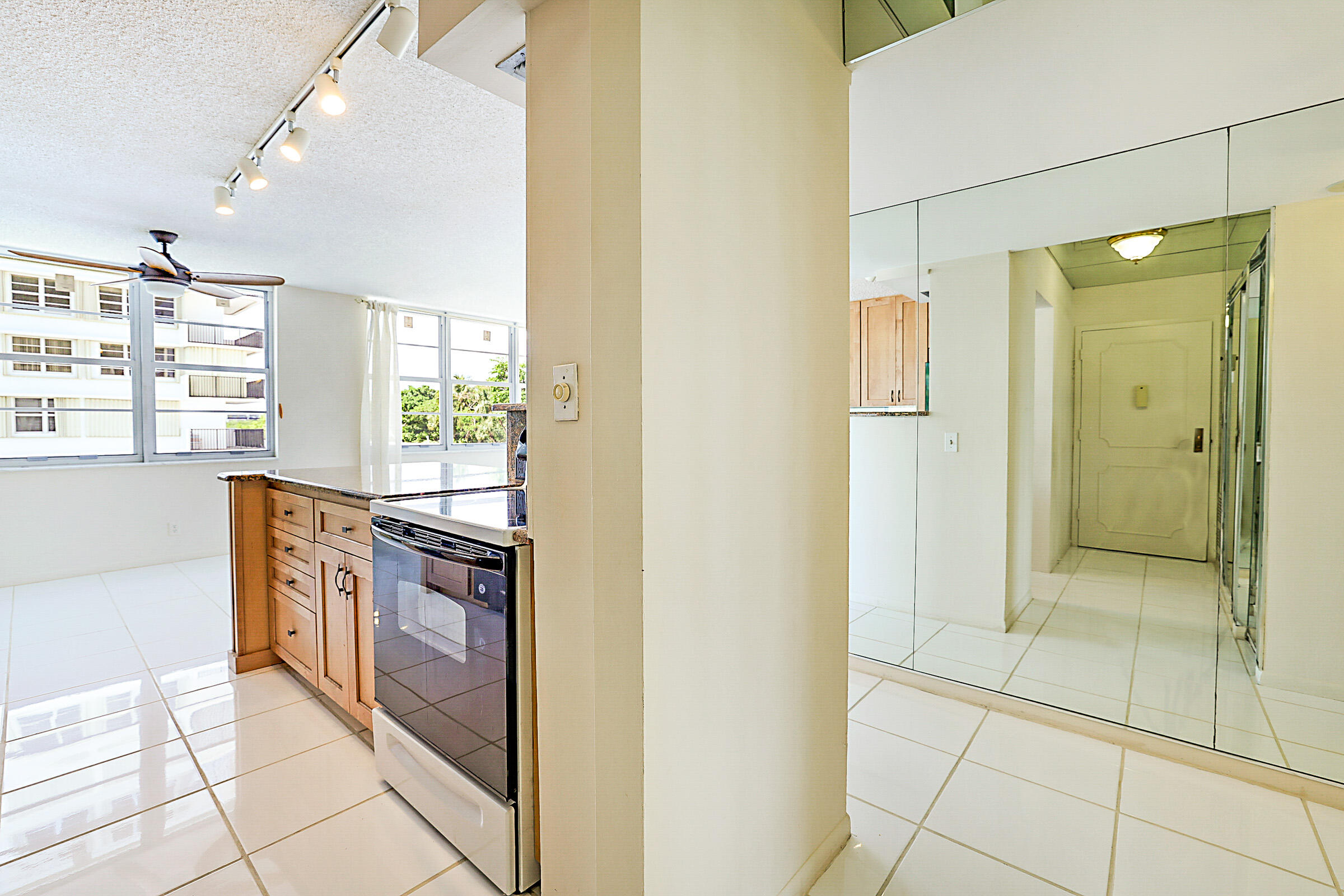 BOCA TOWERS CONDO PORTION - Residential