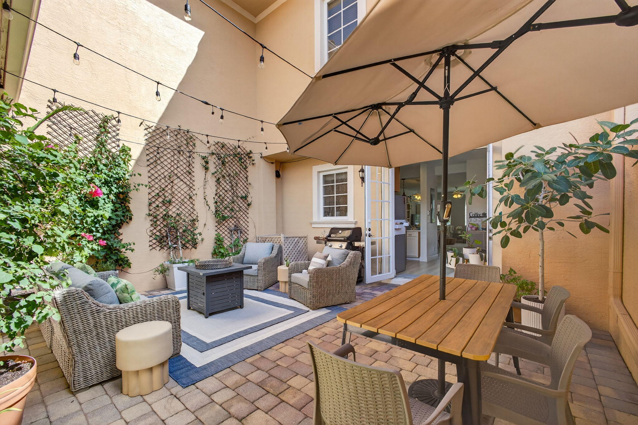 CANTERBURY PLACE - Residential