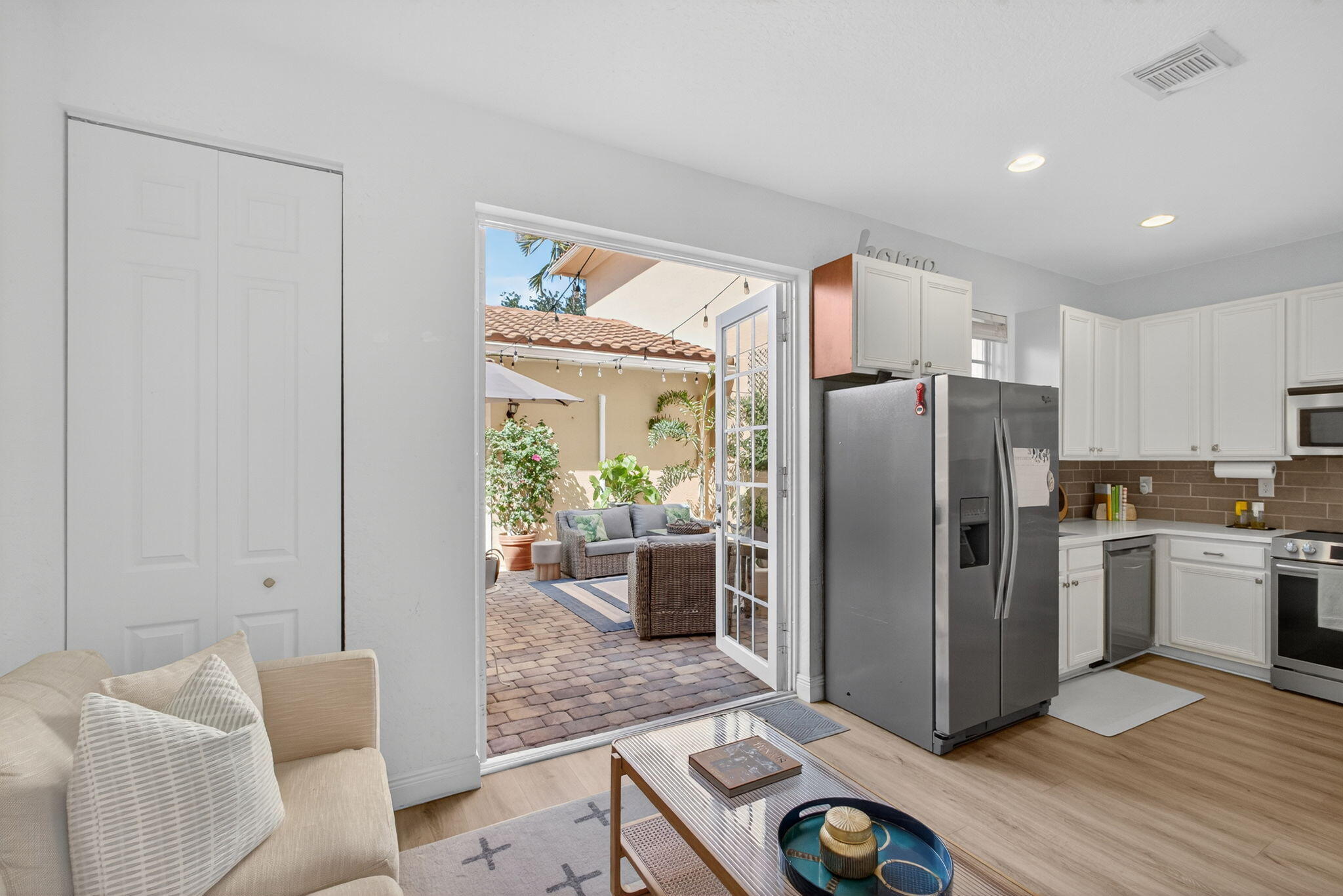 CANTERBURY PLACE - Residential