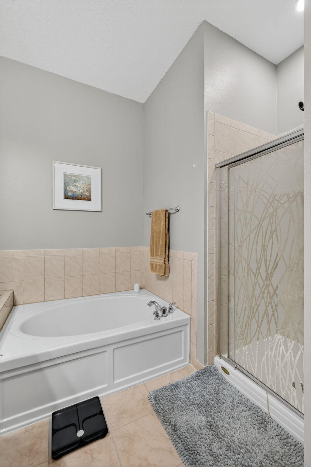 CANTERBURY PLACE - Residential