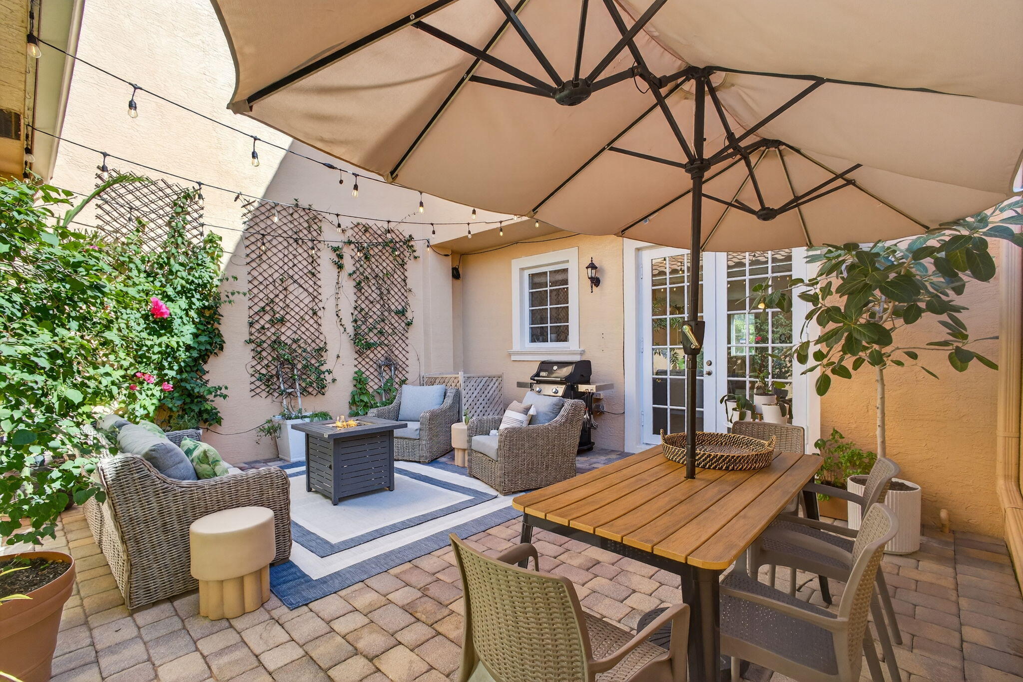 CANTERBURY PLACE - Residential