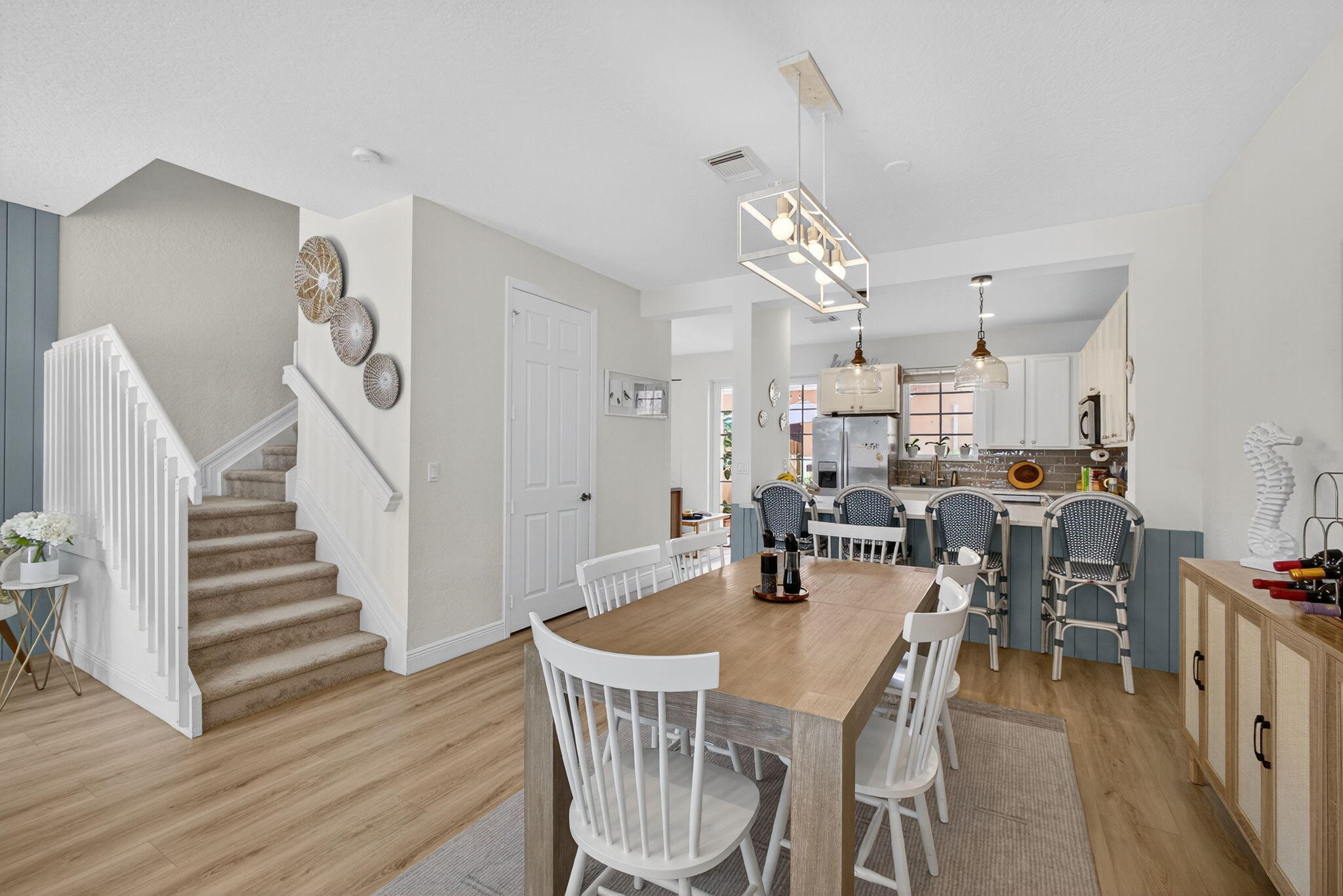 CANTERBURY PLACE - Residential