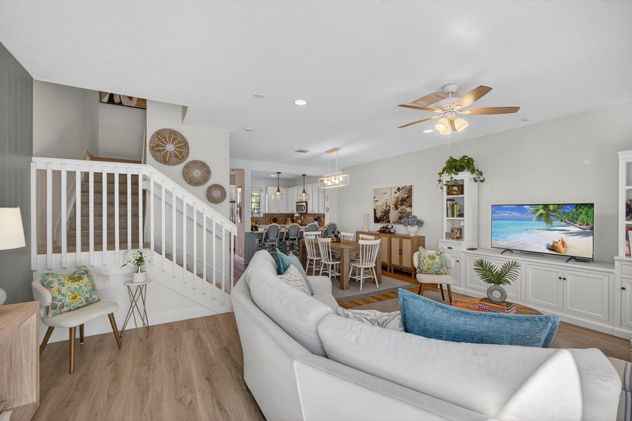 CANTERBURY PLACE - Residential