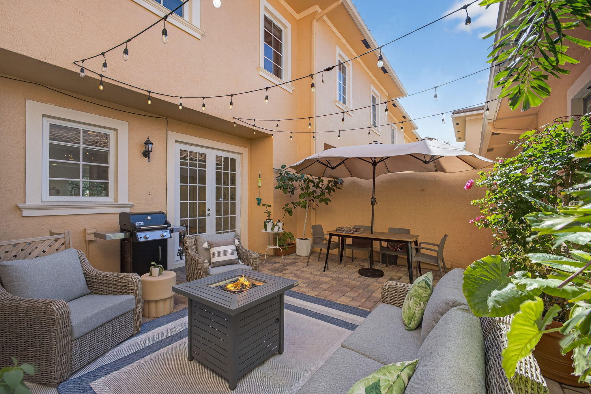 CANTERBURY PLACE - Residential