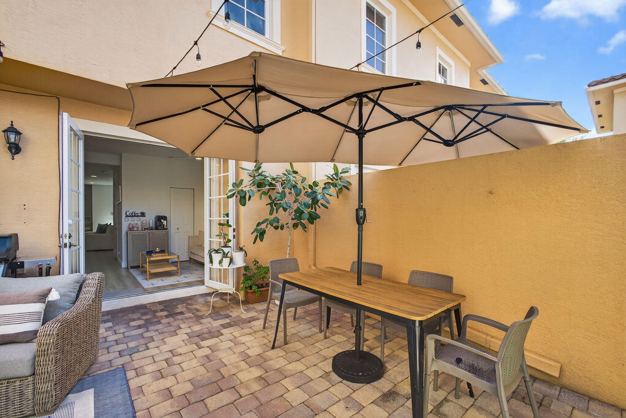 CANTERBURY PLACE - Residential