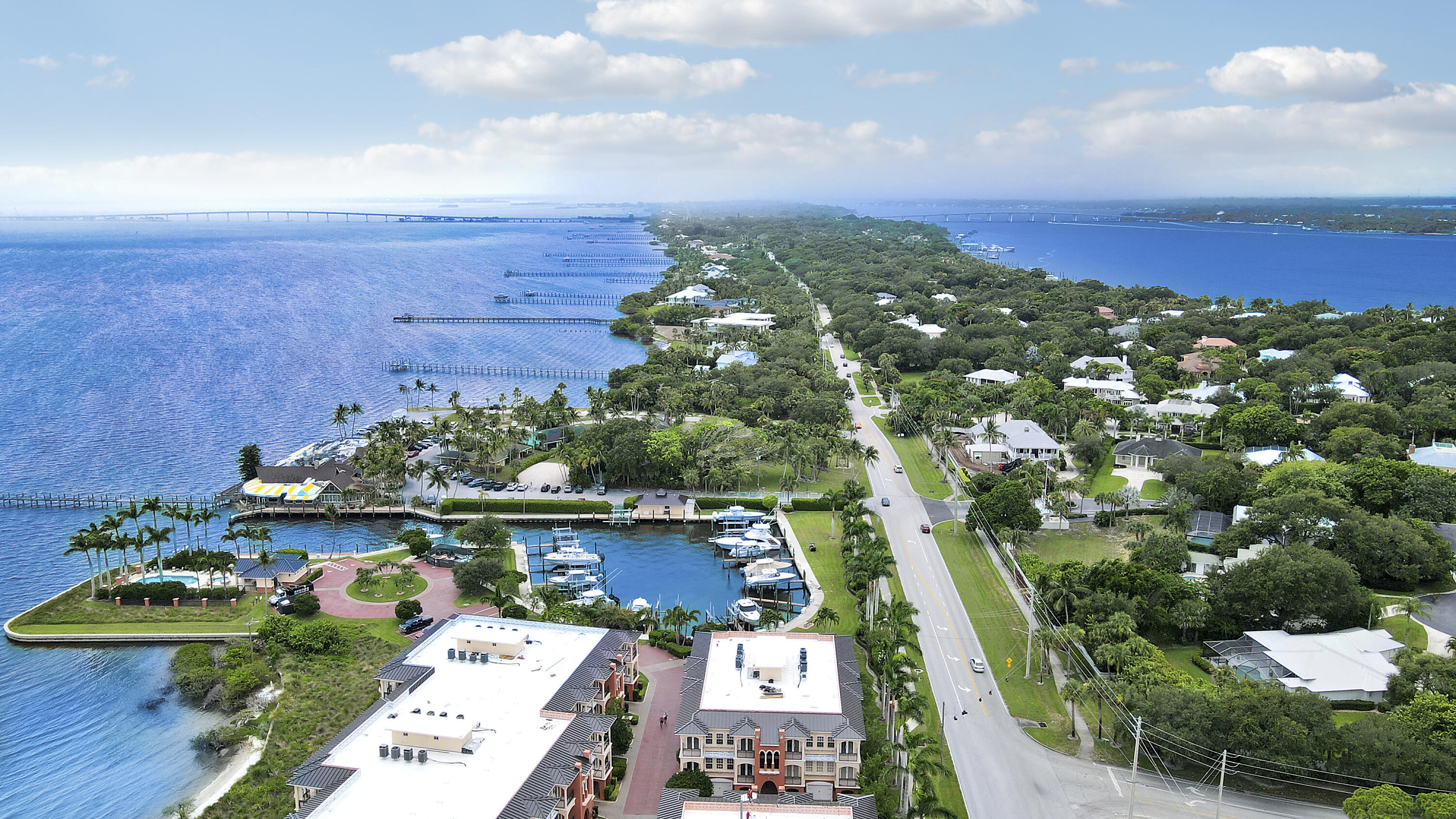 Outrigger Harbour Yacht Club - Land