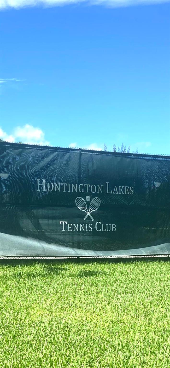 HUNTINGTON LAKES SEC THRE - Residential