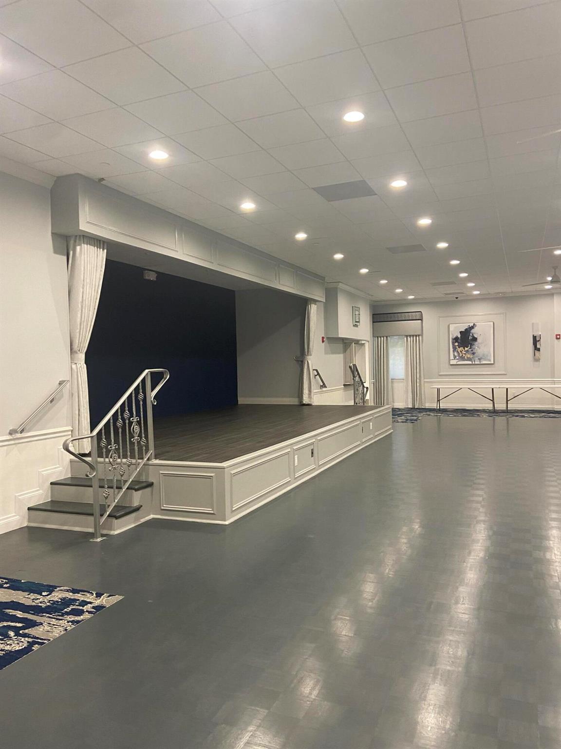 HUNTINGTON LAKES SEC THRE - Residential