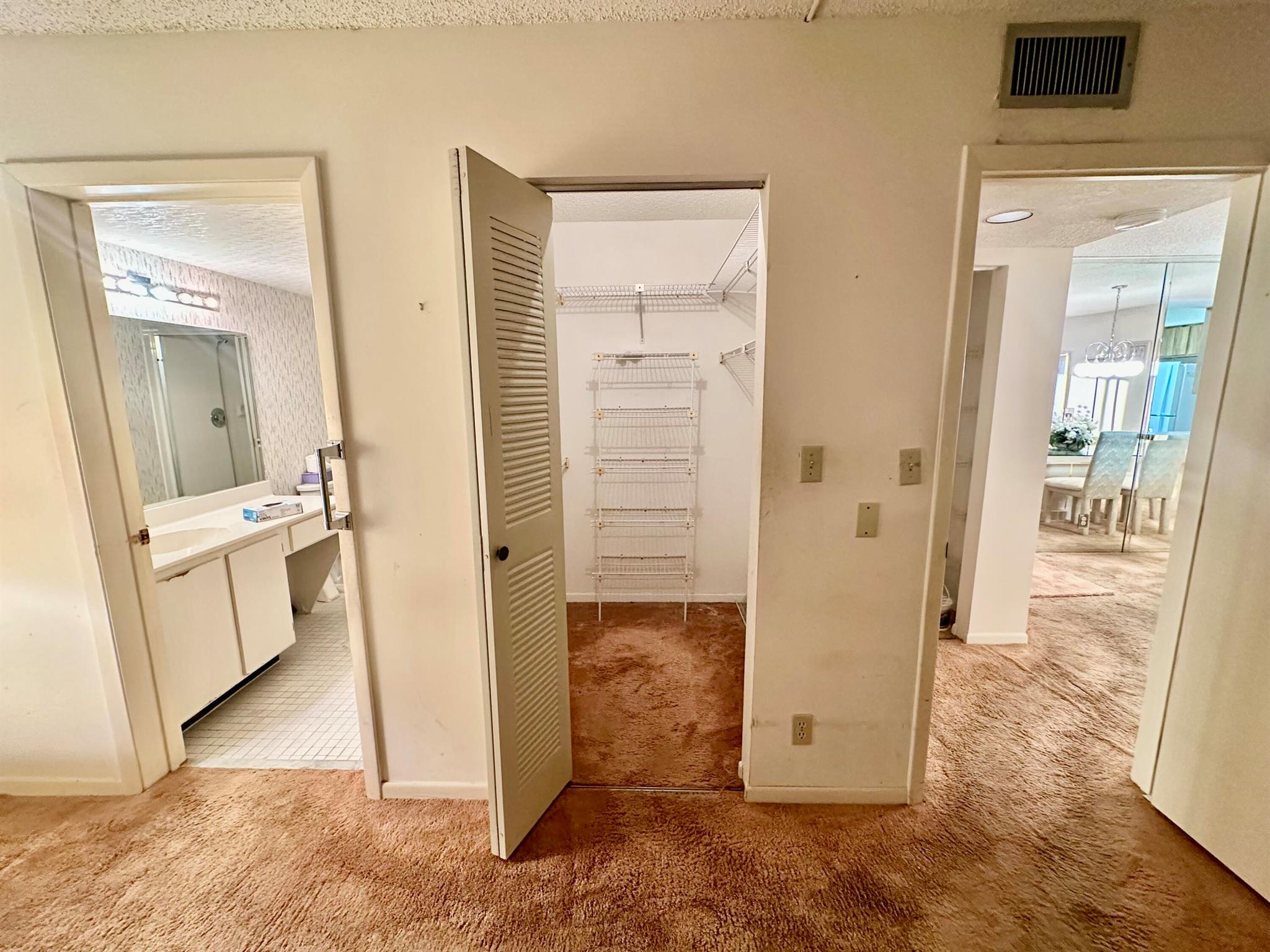 HUNTINGTON LAKES SEC THRE - Residential