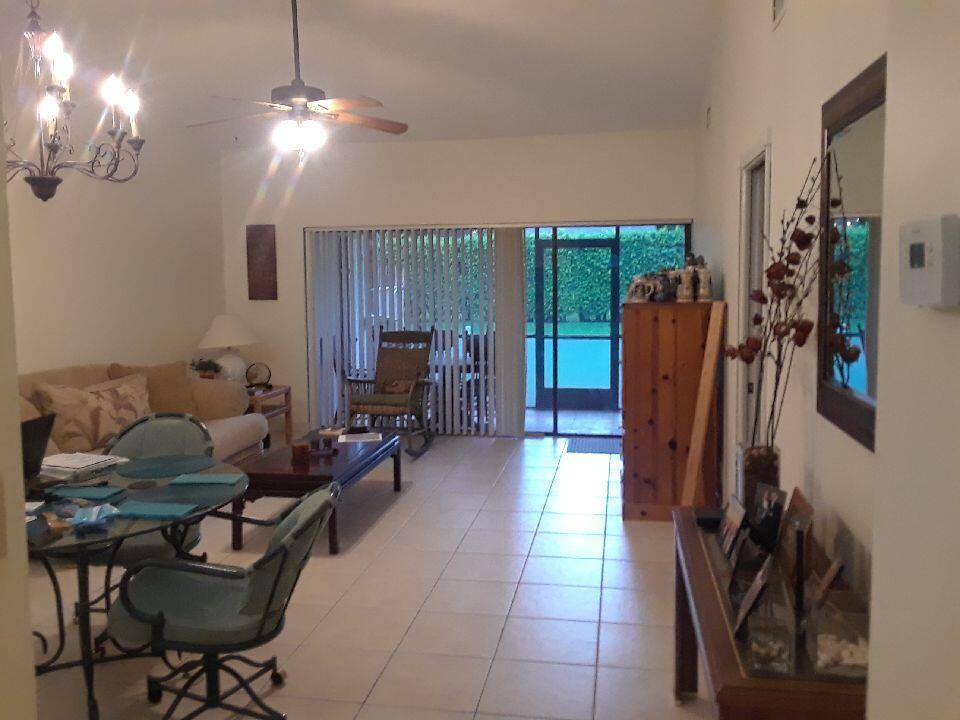 THE LAKES - Residential