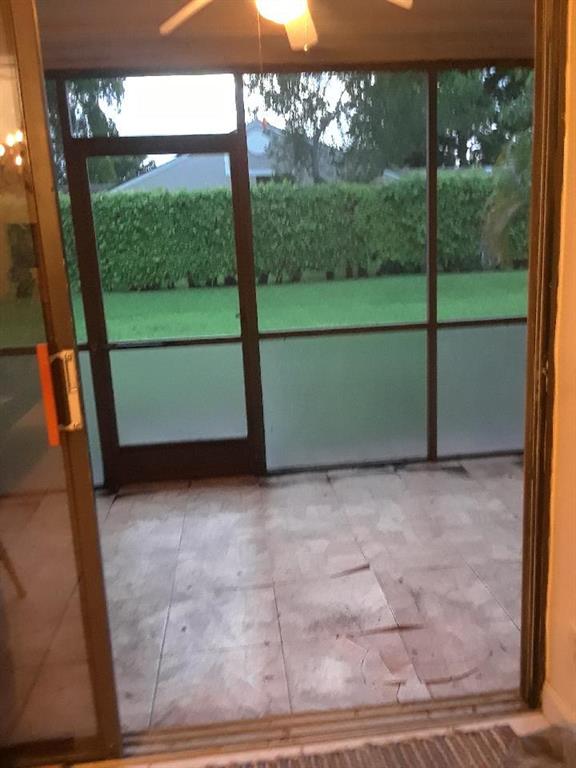 THE LAKES - Residential