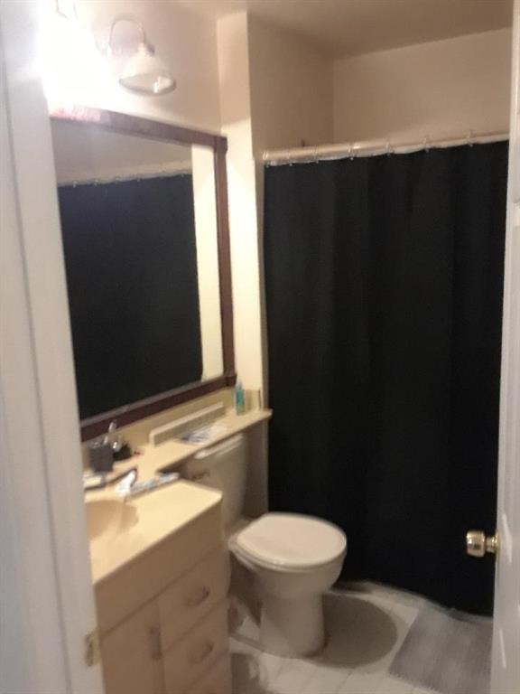 THE LAKES - Residential