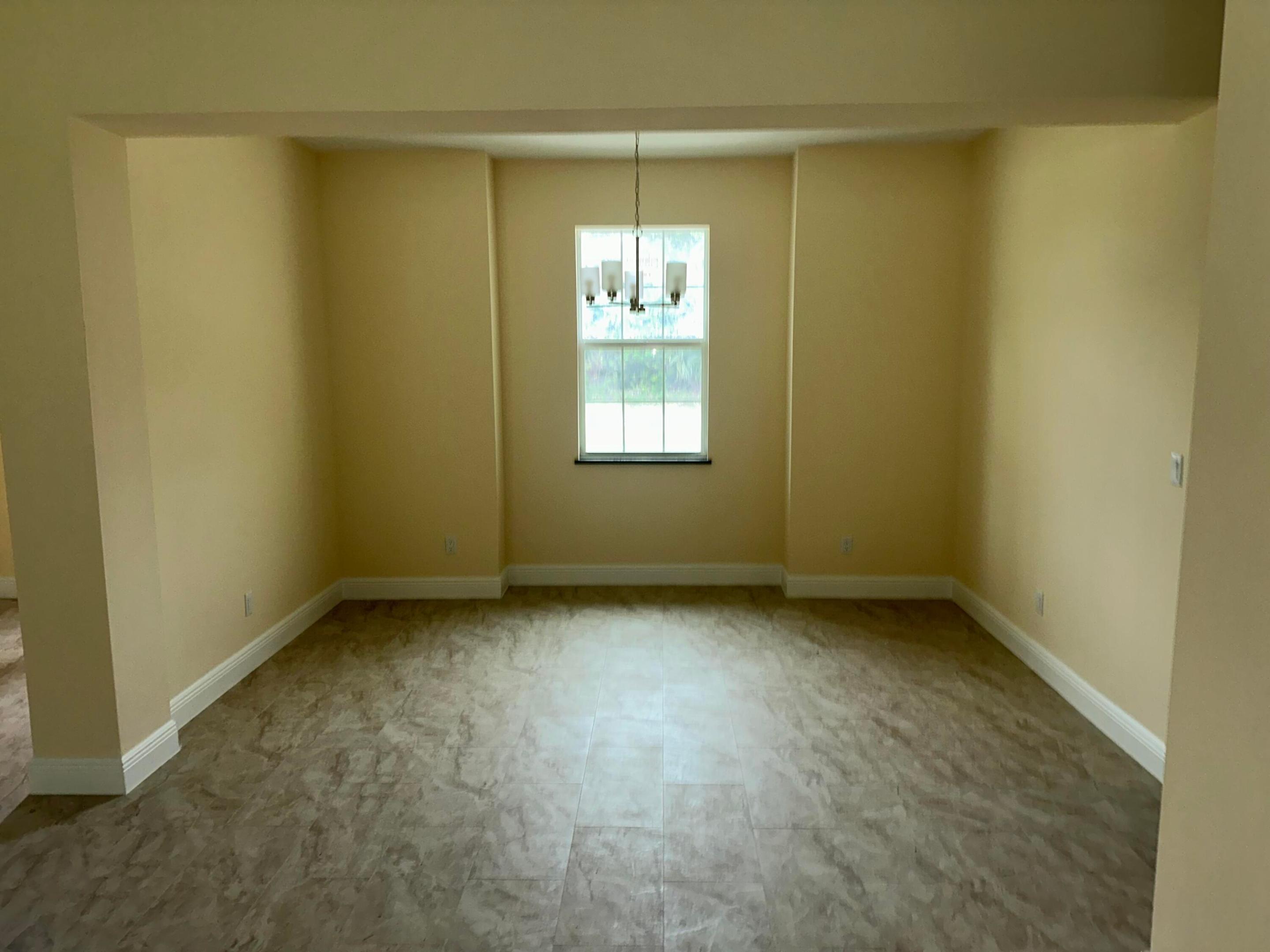 VERO LAKE ESTATES UNIT H-1 - Residential Lease