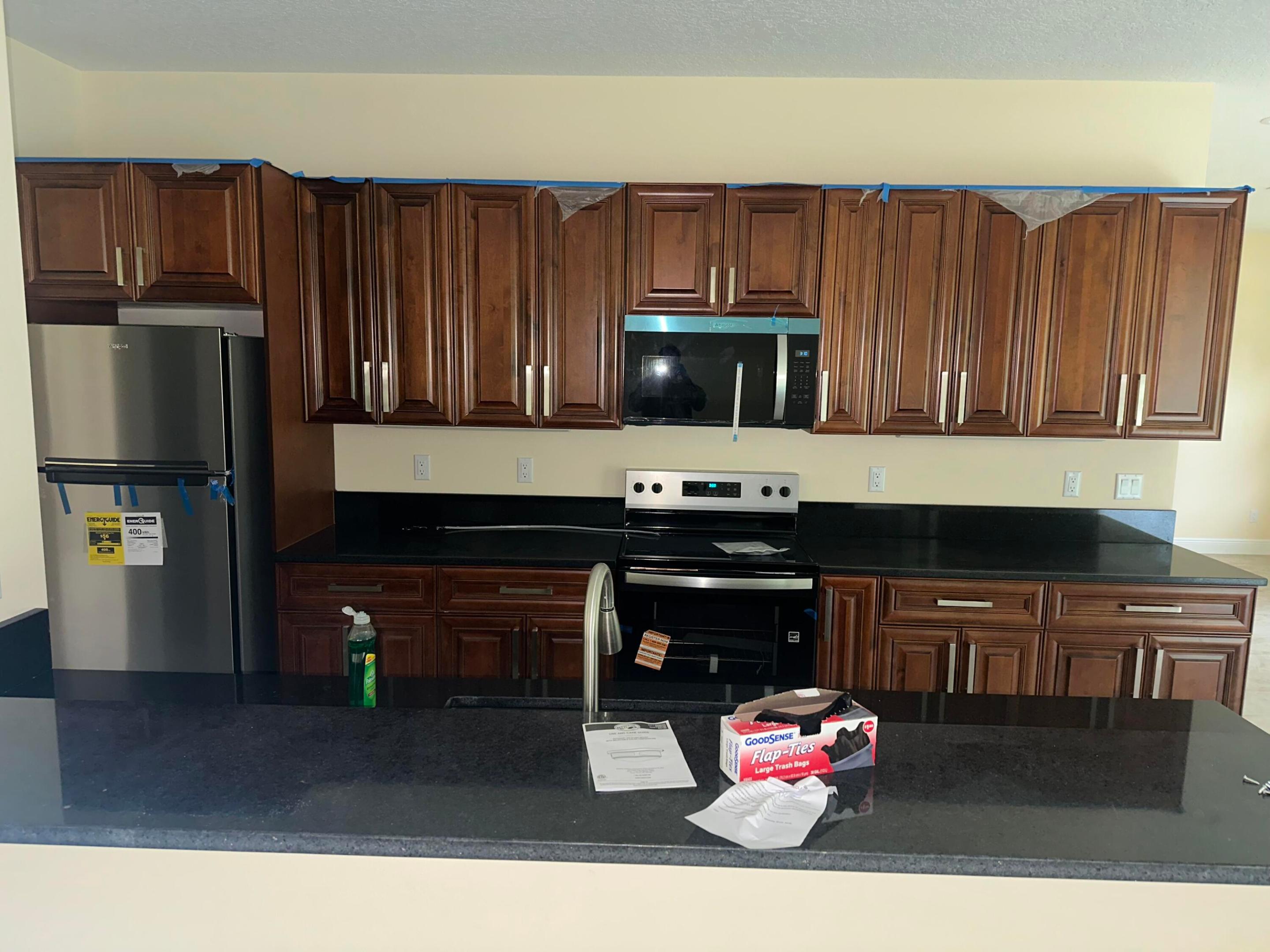 VERO LAKE ESTATES UNIT H-1 - Residential Lease