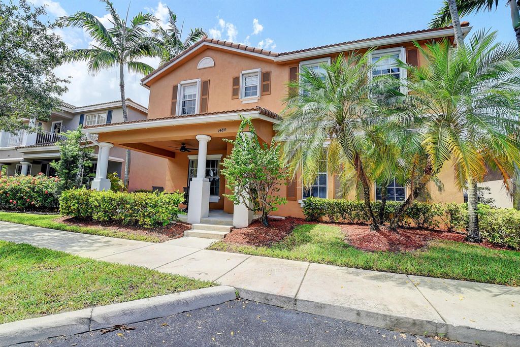 Photo of 1489 E Bexley Park Drive, Delray Beach, FL 33445 (MLS # R11133728)