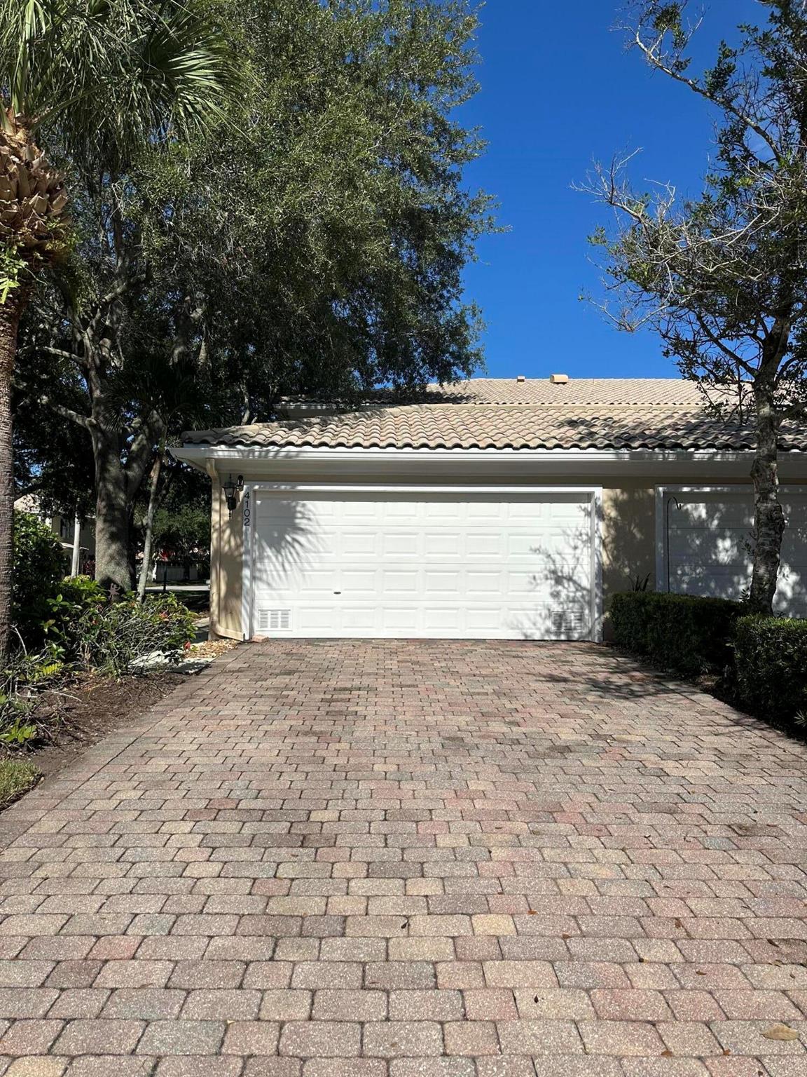 4102 Community Drive