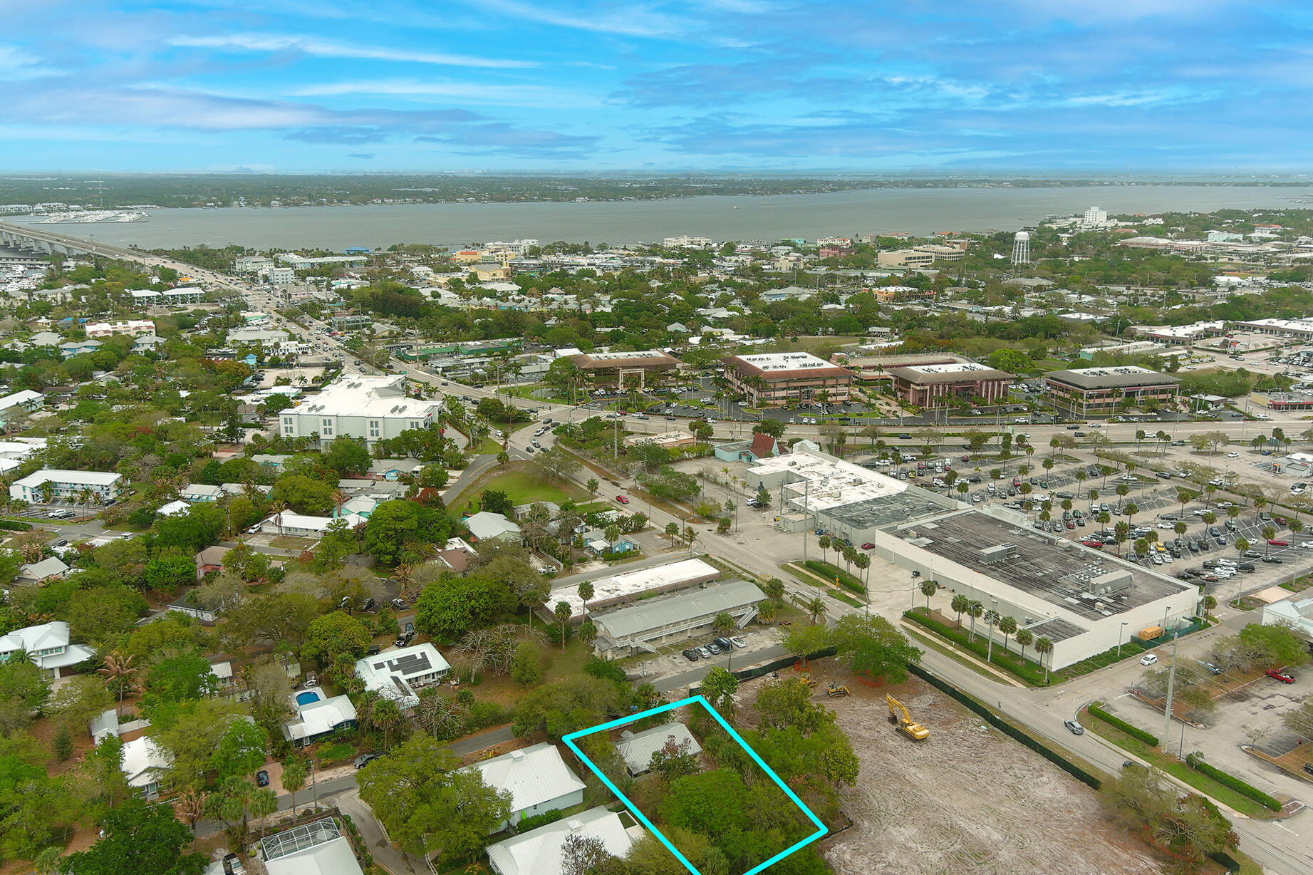 HALPATIOKEE PARK - Residential