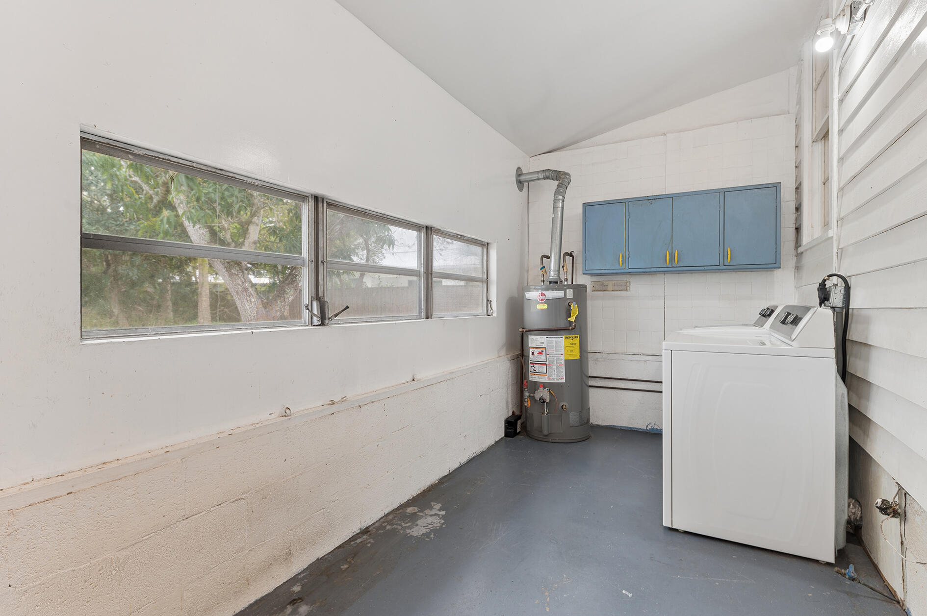 HALPATIOKEE PARK - Residential