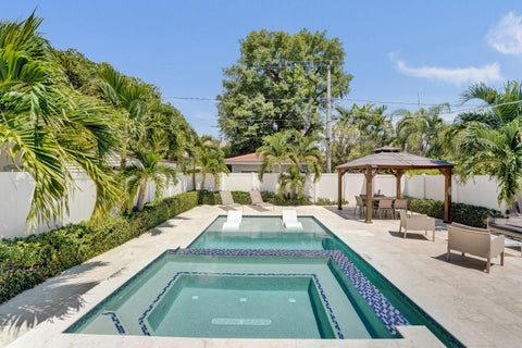 Tiny photo for 1535 Hollywood Boulevard, Hollywood, FL 33020 (MLS # B26072525)