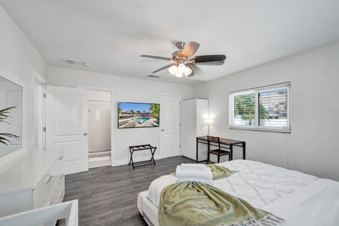 Tiny photo for 1535 Hollywood Boulevard, Hollywood, FL 33020 (MLS # B26072525)