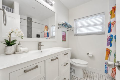 Tiny photo for 1535 Hollywood Boulevard, Hollywood, FL 33020 (MLS # B26072525)