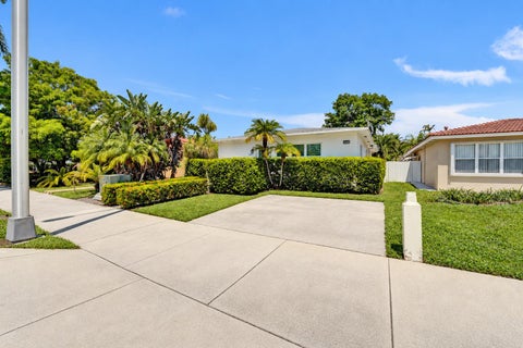 Tiny photo for 1535 Hollywood Boulevard, Hollywood, FL 33020 (MLS # B26072525)