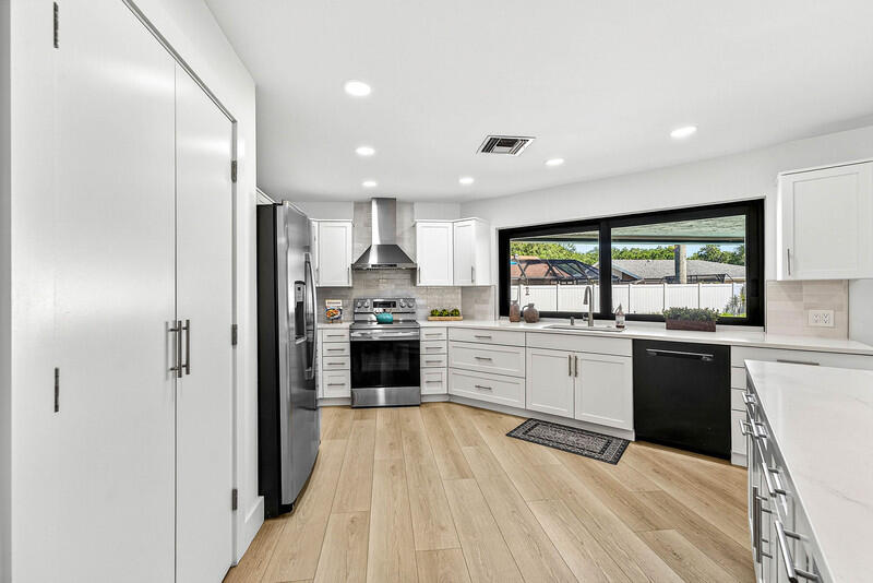 BOCA MADERA - Residential