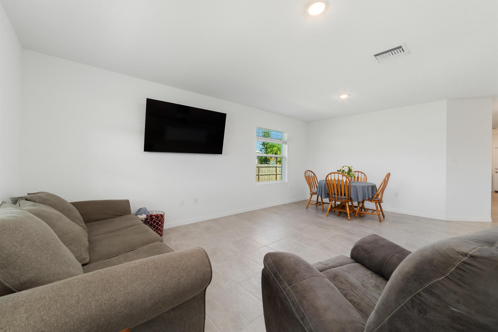 PORT ST LUCIE SECTION 33 - Residential