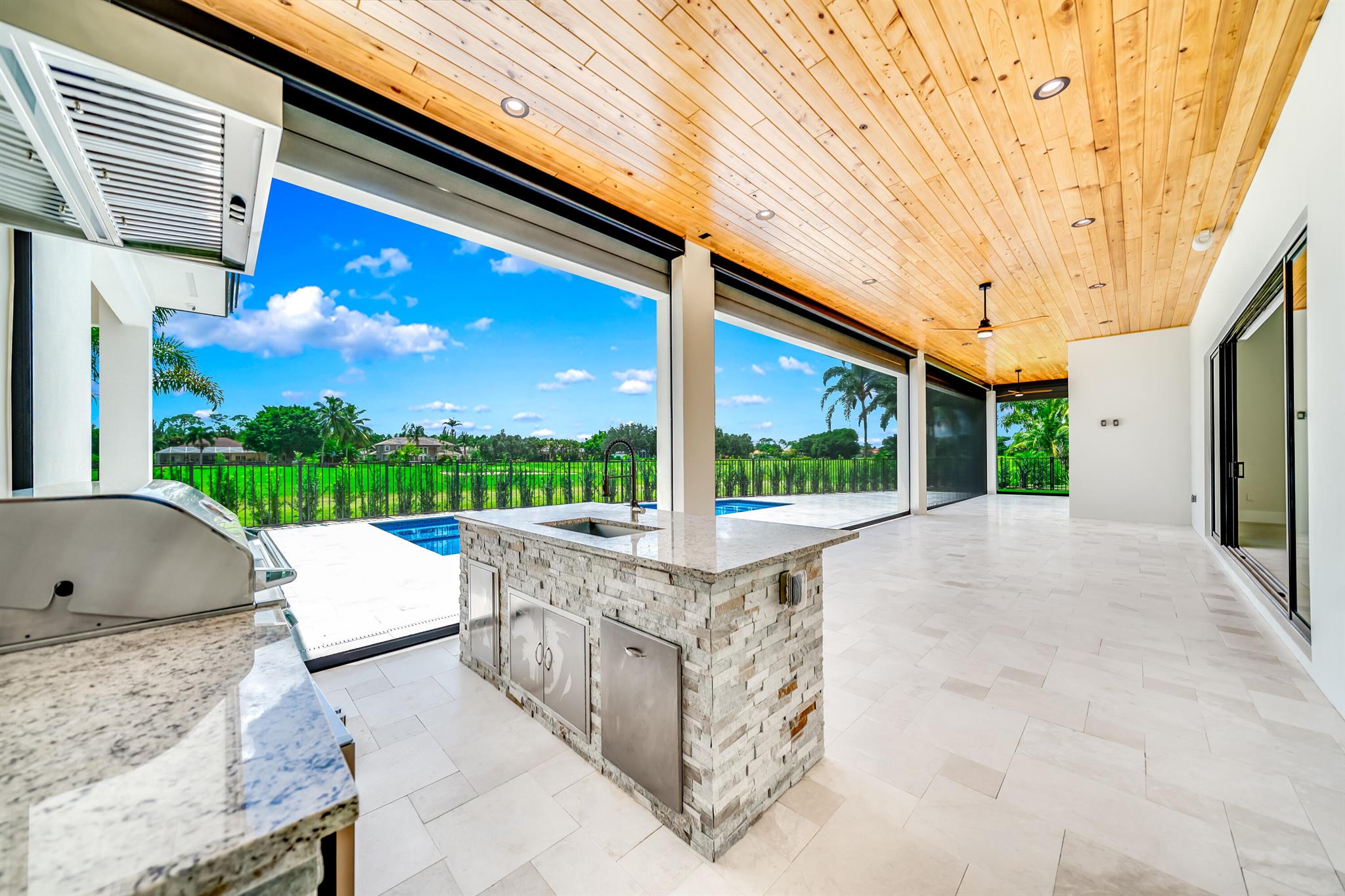 STONEWAL ESTATES - Residential