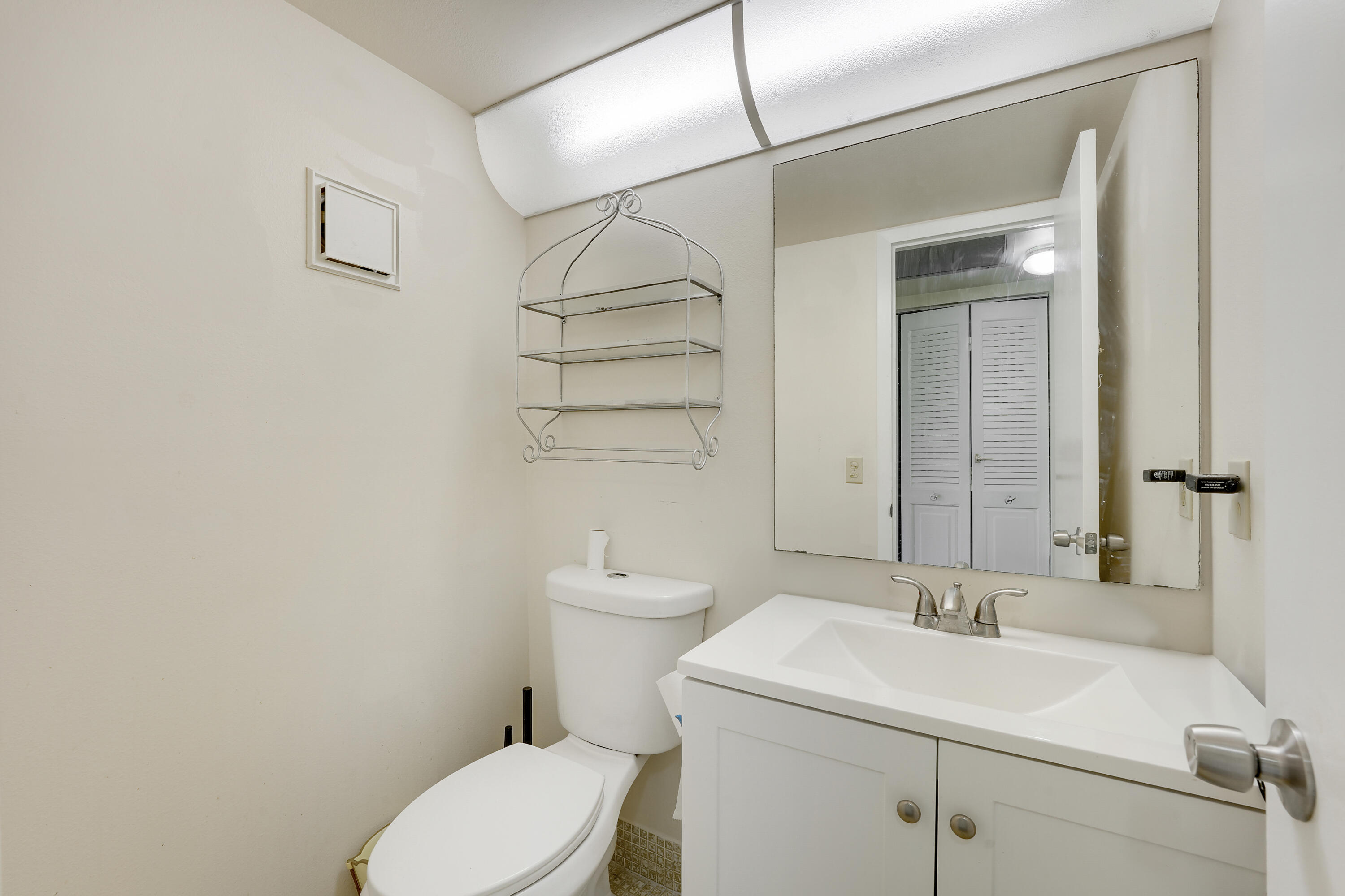 MANSFIELD AT CENTURY VILLAGE CONDO - Residential