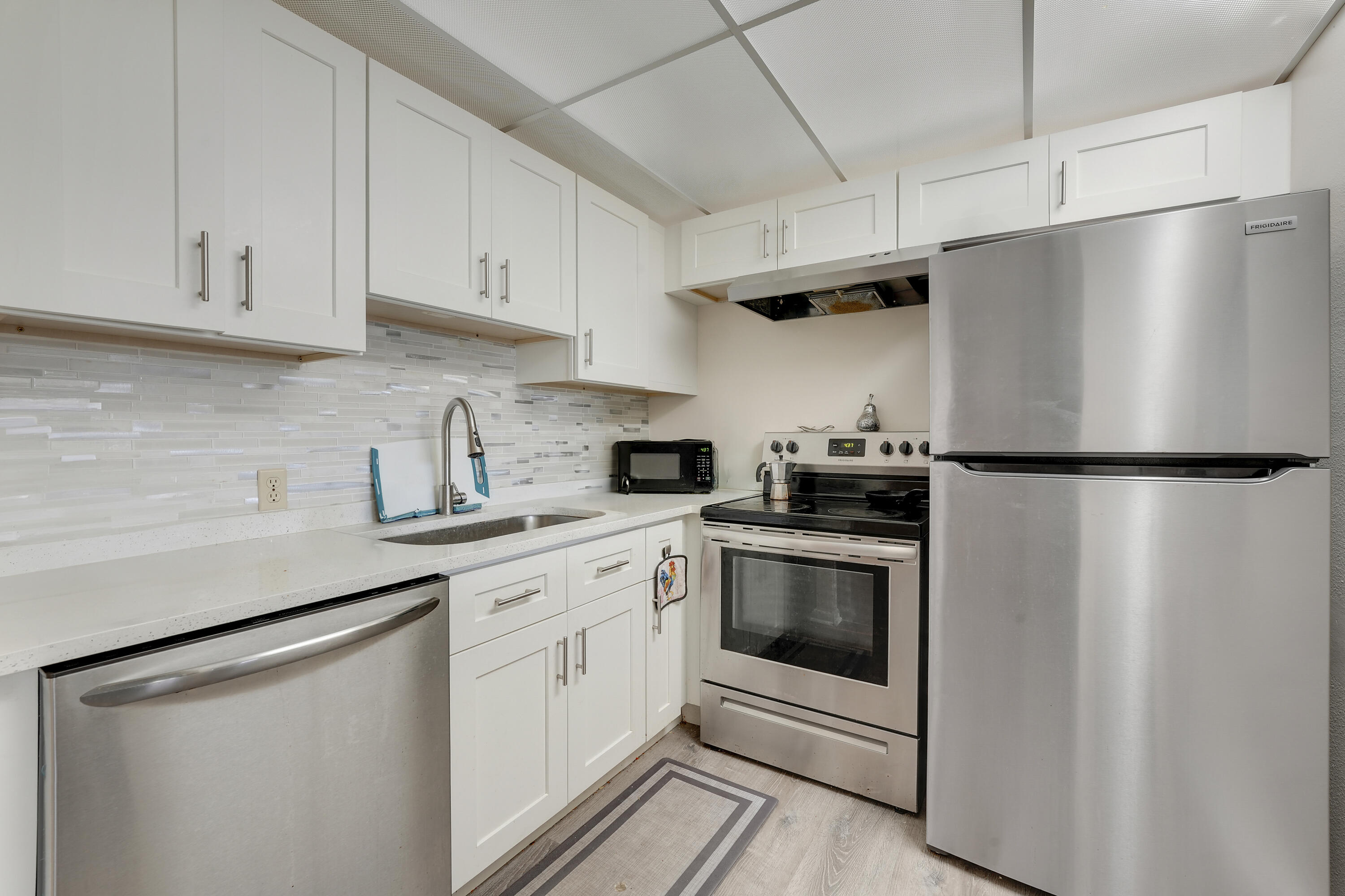 MANSFIELD AT CENTURY VILLAGE CONDO - Residential