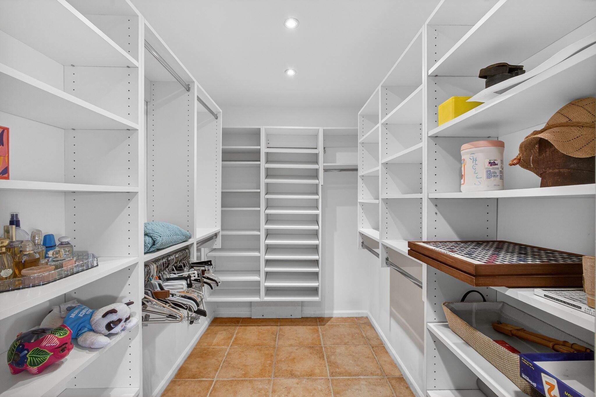 JUPITER DUNES CONDO - Residential