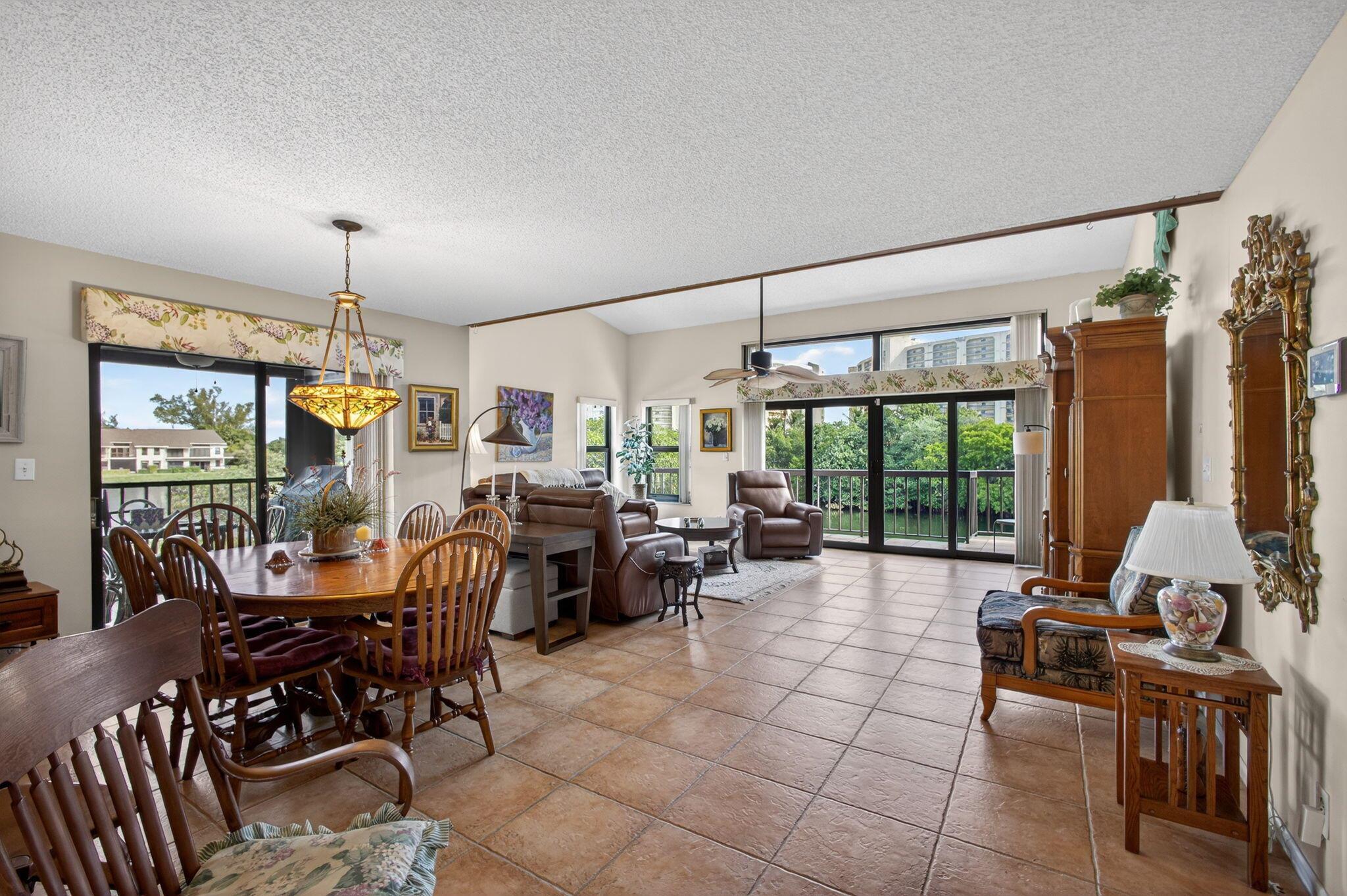 JUPITER DUNES CONDO - Residential