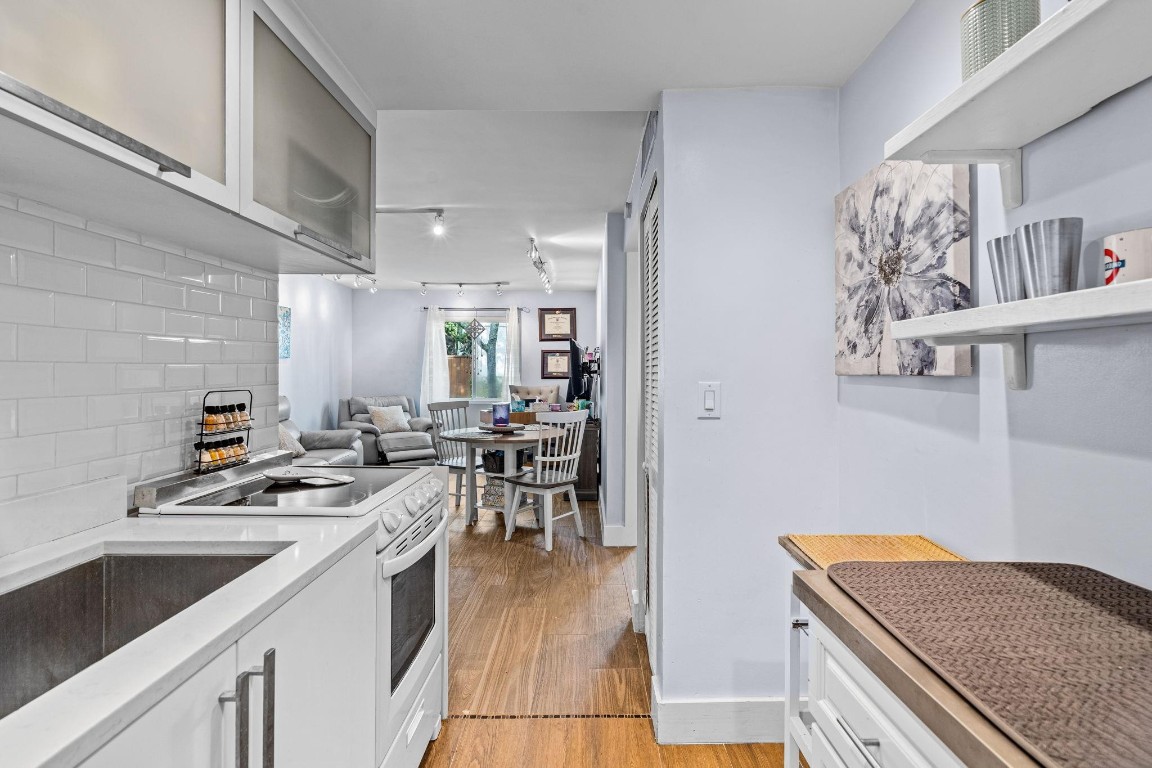 MONTEREY GARDENS - Residential Lease