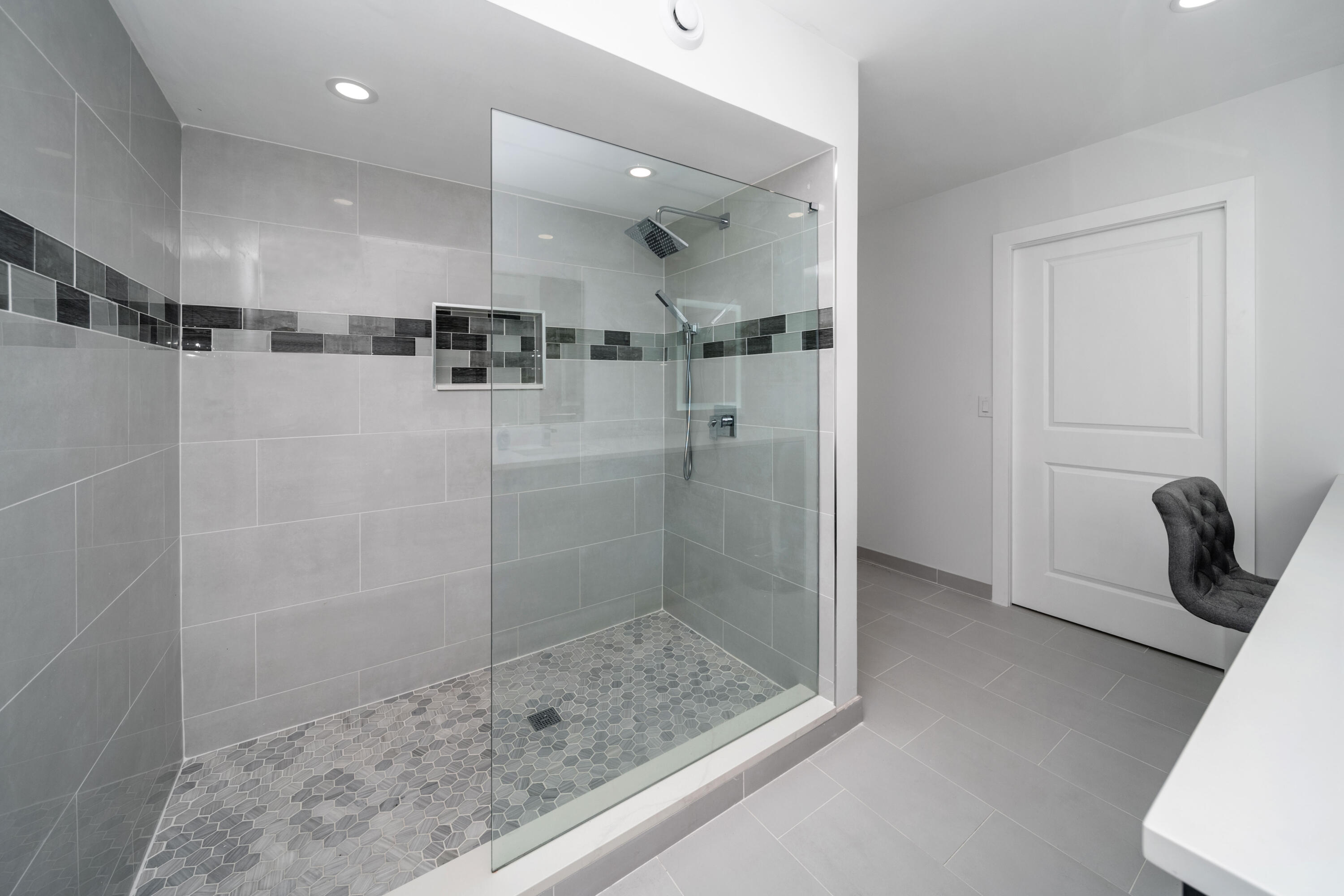 GOLF VILLAS CONDO - Residential Lease