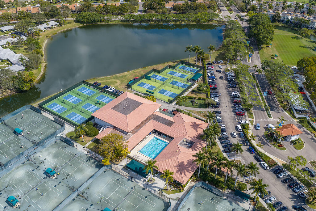 GOLF VILLAS CONDO - Residential Lease