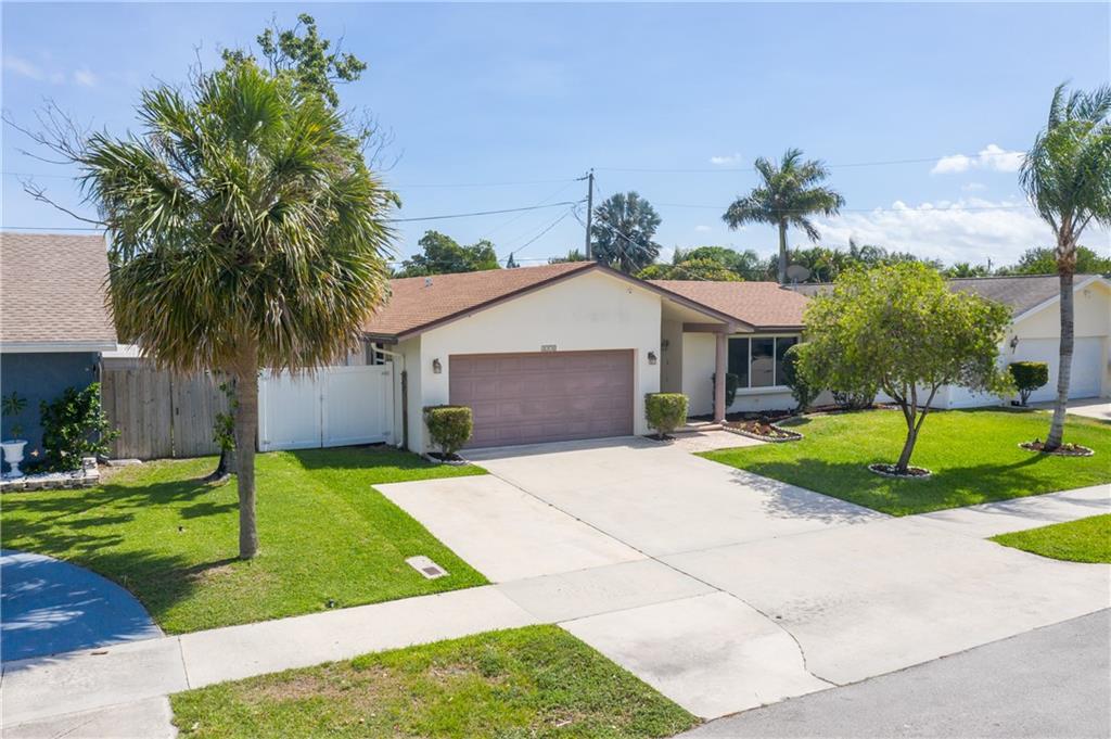 WEST DEERFIELD BEACH - Residential