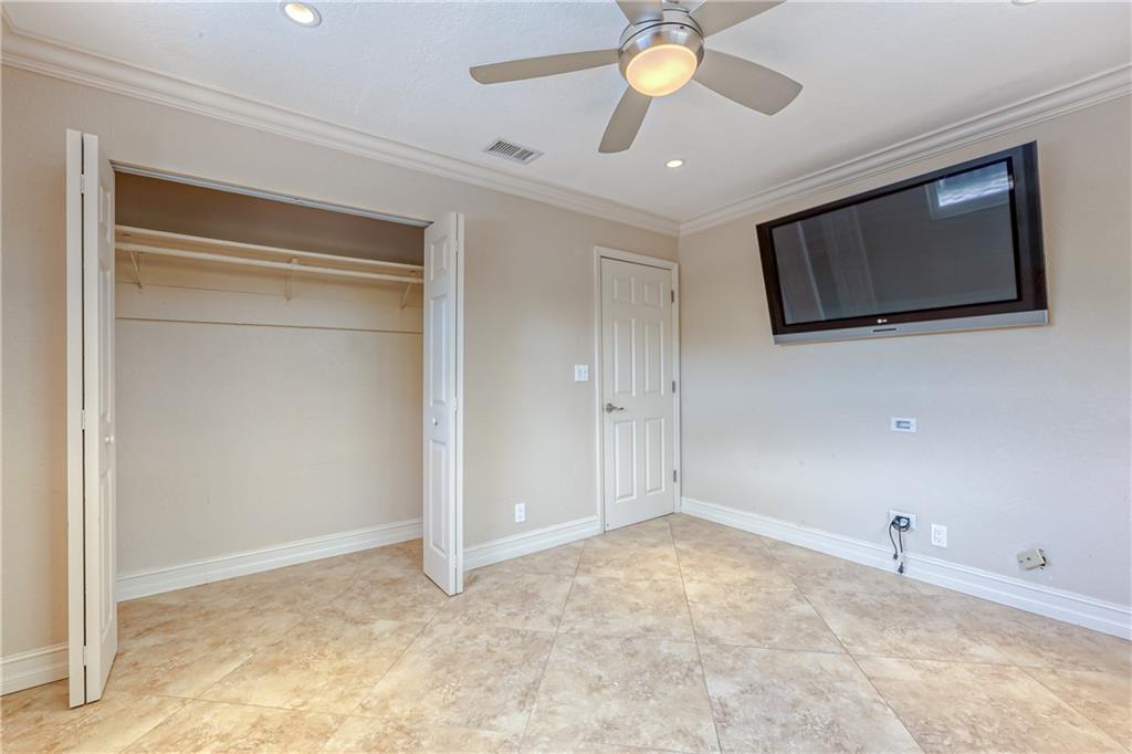 WEST DEERFIELD BEACH - Residential