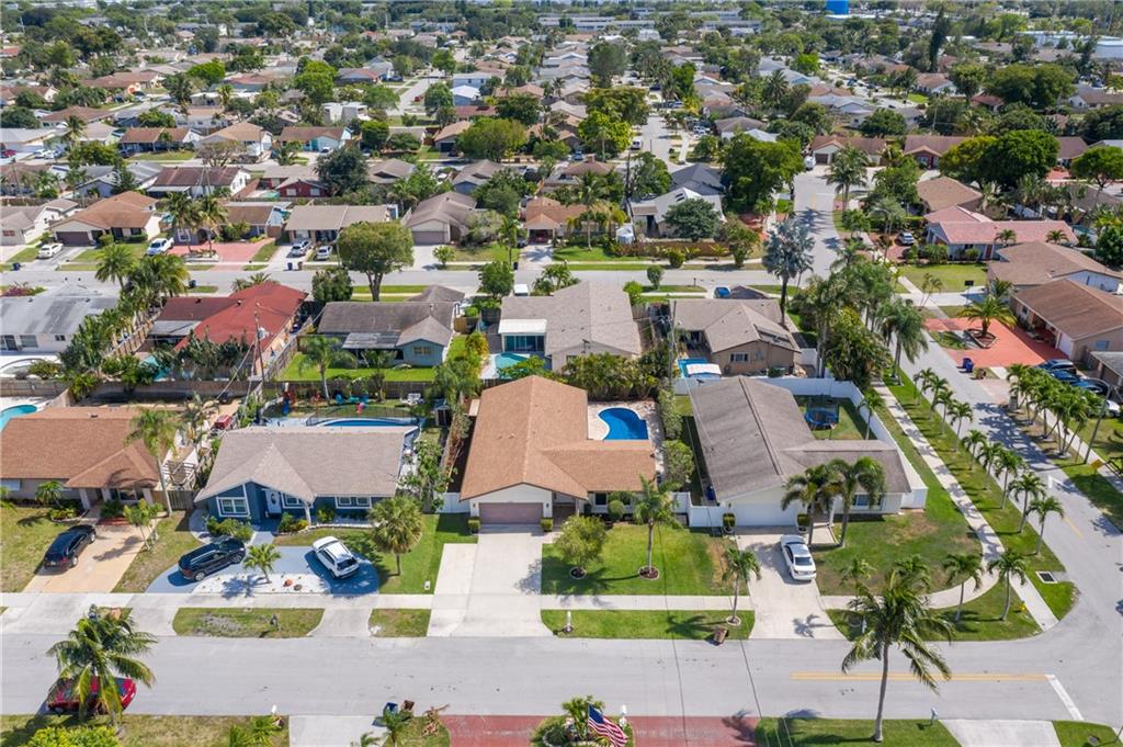 WEST DEERFIELD BEACH - Residential