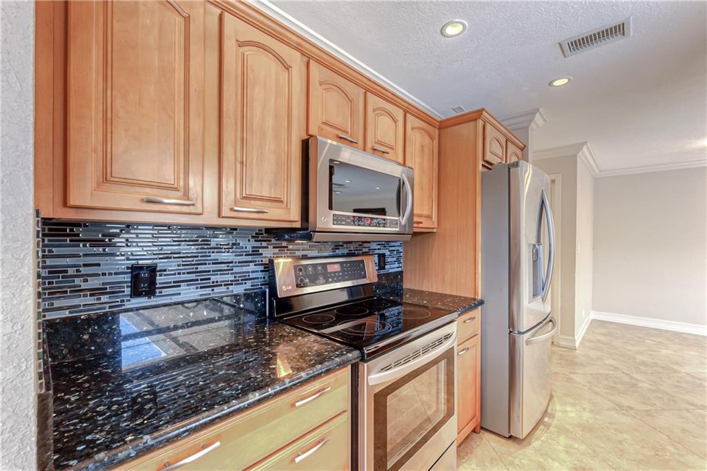 WEST DEERFIELD BEACH - Residential