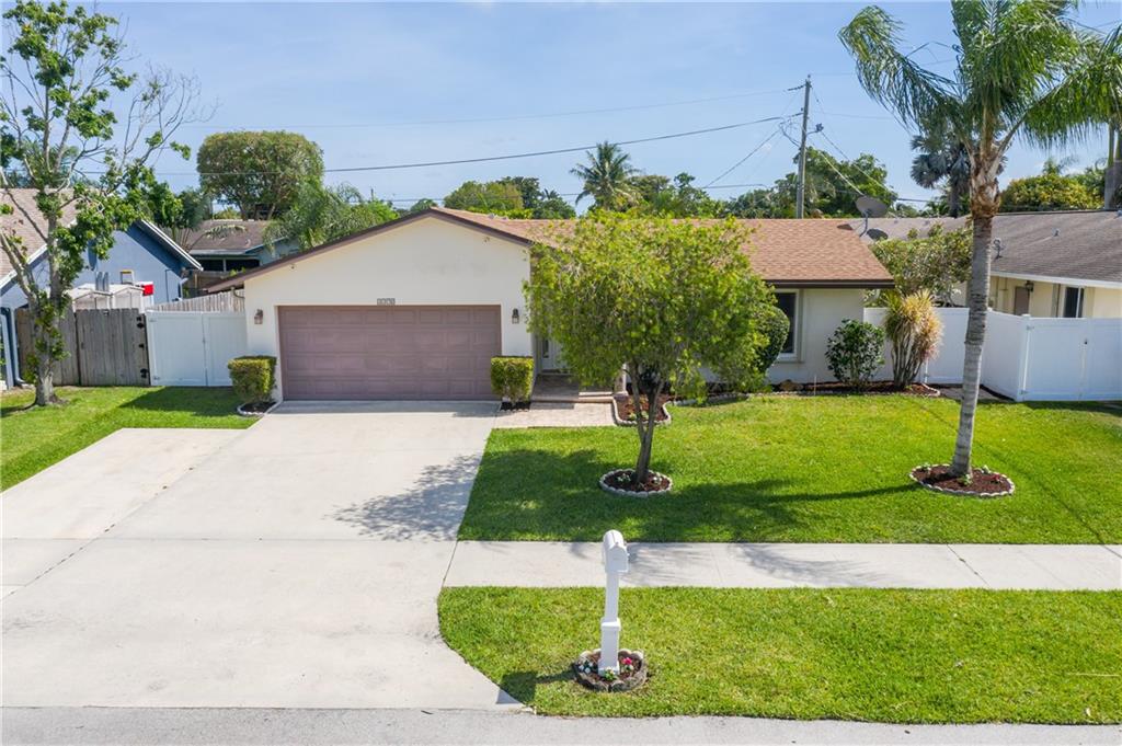 WEST DEERFIELD BEACH - Residential