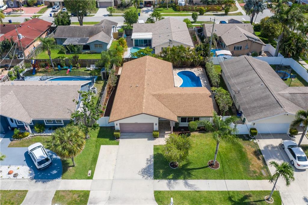 WEST DEERFIELD BEACH - Residential