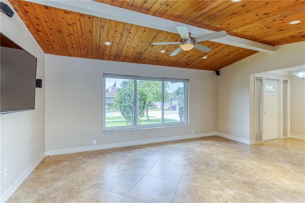 WEST DEERFIELD BEACH - Residential