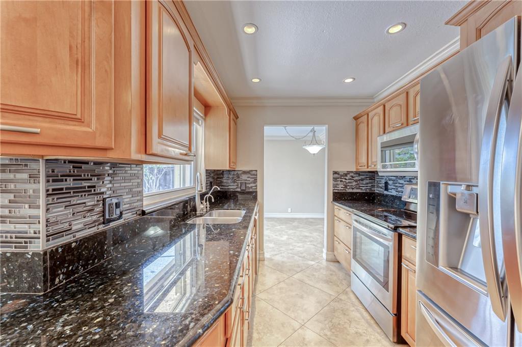 WEST DEERFIELD BEACH - Residential