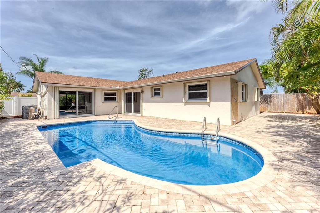 WEST DEERFIELD BEACH - Residential