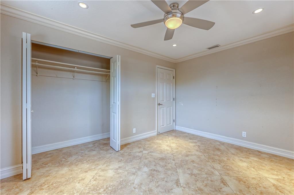 WEST DEERFIELD BEACH - Residential