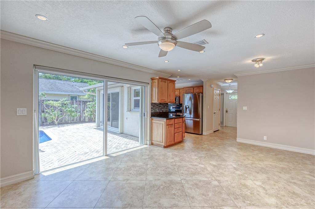 WEST DEERFIELD BEACH - Residential