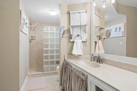 Tiny photo for 604 Xanadu Place, Jupiter, FL 33477 (MLS # B26090370)